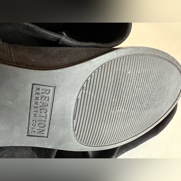 Kenneth Cole Reaction Wind-Y Over the Knee Black Suede Boots - Picture 7 of 16